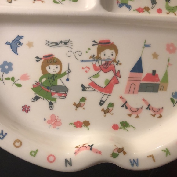 Vintage melamine plate. Alphabet animals dancing characters musical instrument. - Picture 6 of 6